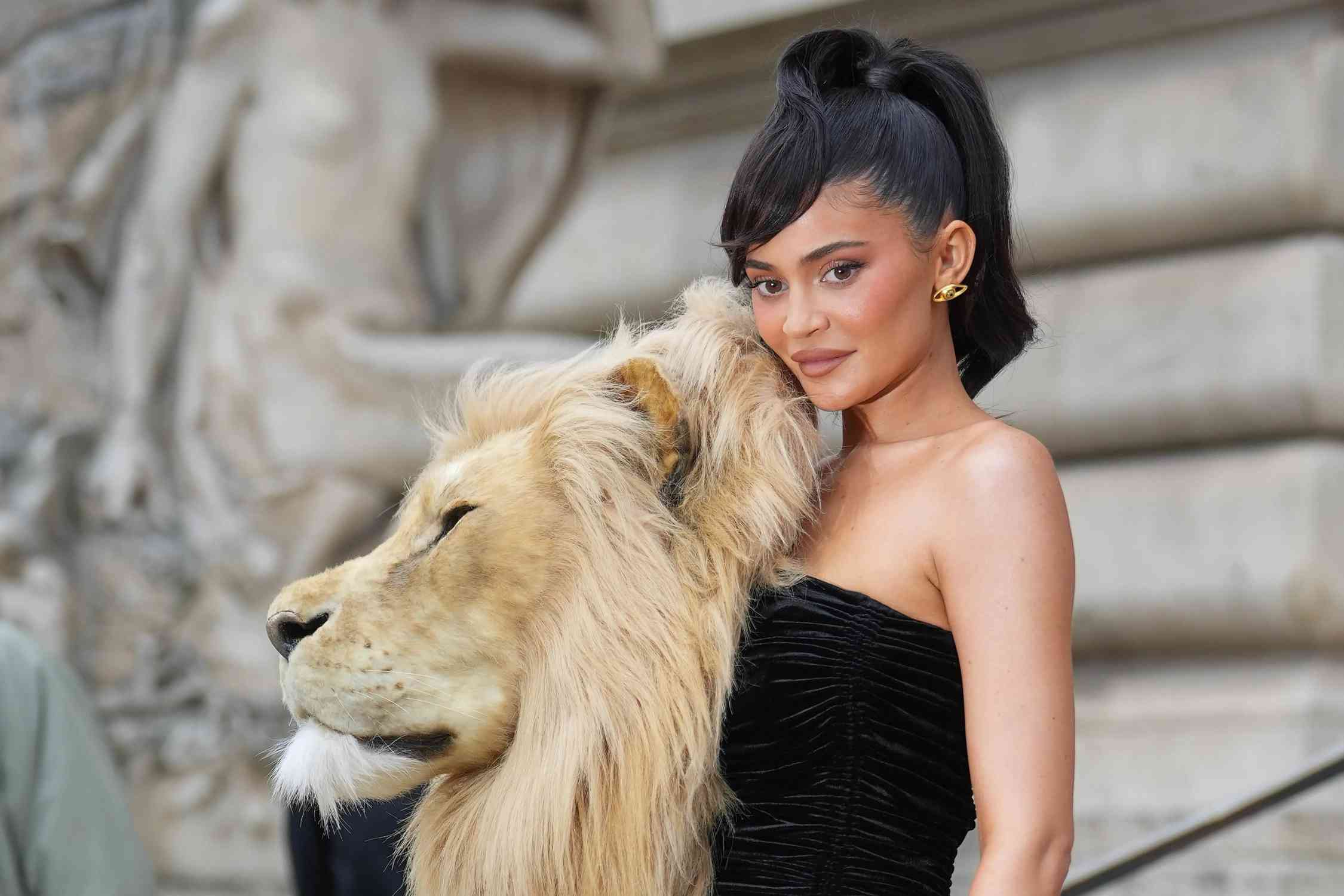 Paris Fashion Week March-April 2023 - Kylie Jenner’s Lion Look